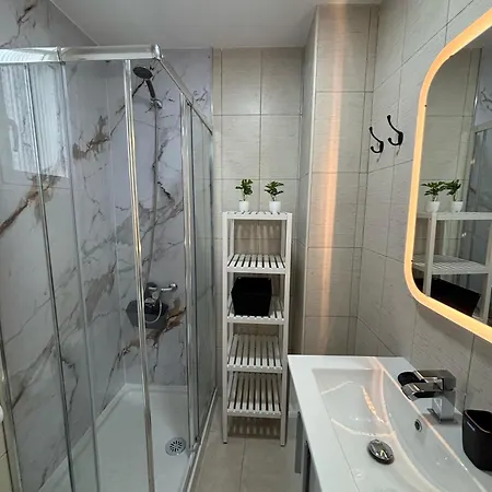 Estudio Primera Linea Playa Canteras *